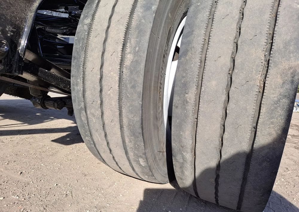 Krone Przyczepa Krone BDF 2017r - 컨테이너 운반 장치/ 스와프 보디 트레일러 : 사진 5 Krone Przyczepa Krone BDF 2017r - 컨테이너 운반 장치/ 스와프 보디 트레일러 : 사진 5