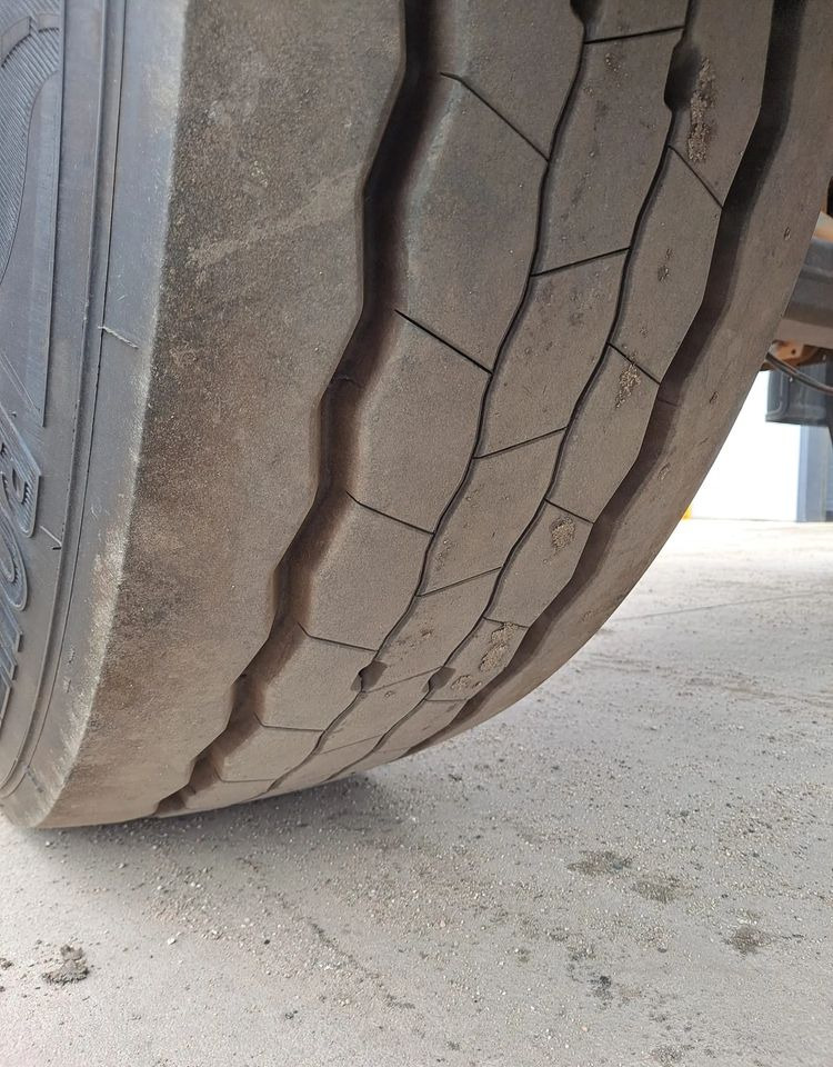 Krone Przyczepa Krone BDF - 컨테이너 운반 장치/ 스와프 보디 트레일러 : 사진 4 Krone Przyczepa Krone BDF - 컨테이너 운반 장치/ 스와프 보디 트레일러 : 사진 4