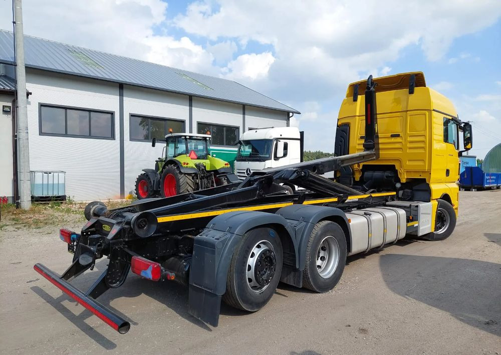 MAN TGX 26-500 Hakowiec oś skrętna - 후크 리프트 트럭 : 사진 4 MAN TGX 26-500 Hakowiec oś skrętna - 후크 리프트 트럭 : 사진 4