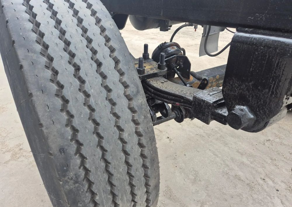 Schmitz Cargobull Przyczepa Krone na resorze - 새시 트레일러 : 사진 5 Schmitz Cargobull Przyczepa Krone na resorze - 새시 트레일러 : 사진 5