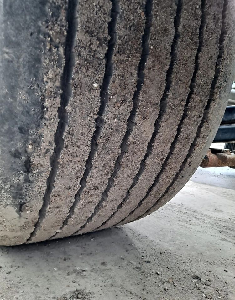 Wielton Przyczepa tandem - 기타 기계 : 사진 3 Wielton Przyczepa tandem - 기타 기계 : 사진 3