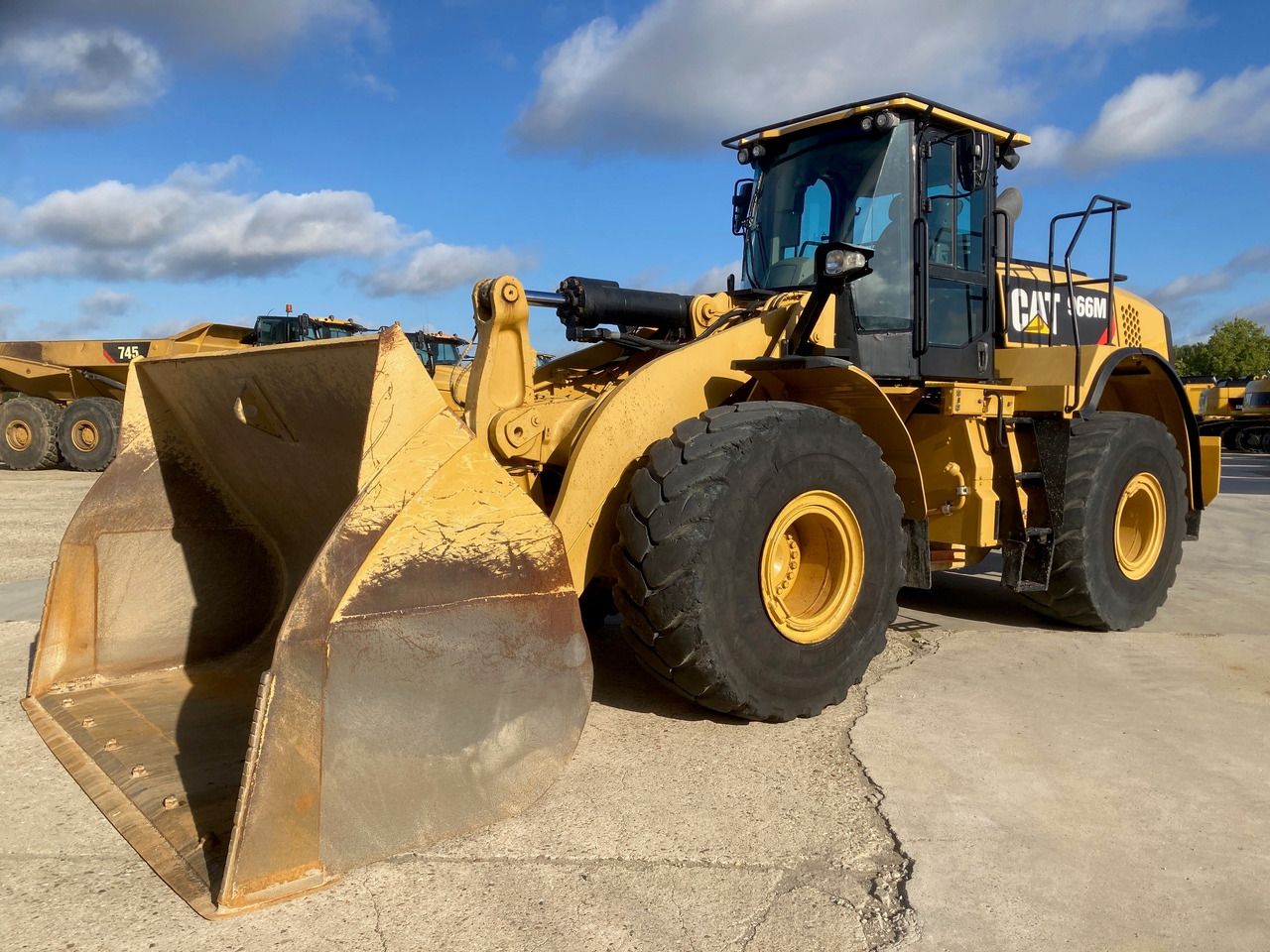 CATERPILLAR 966M - 휠 로더 : 사진 3 CATERPILLAR 966M - 휠 로더 : 사진 3
