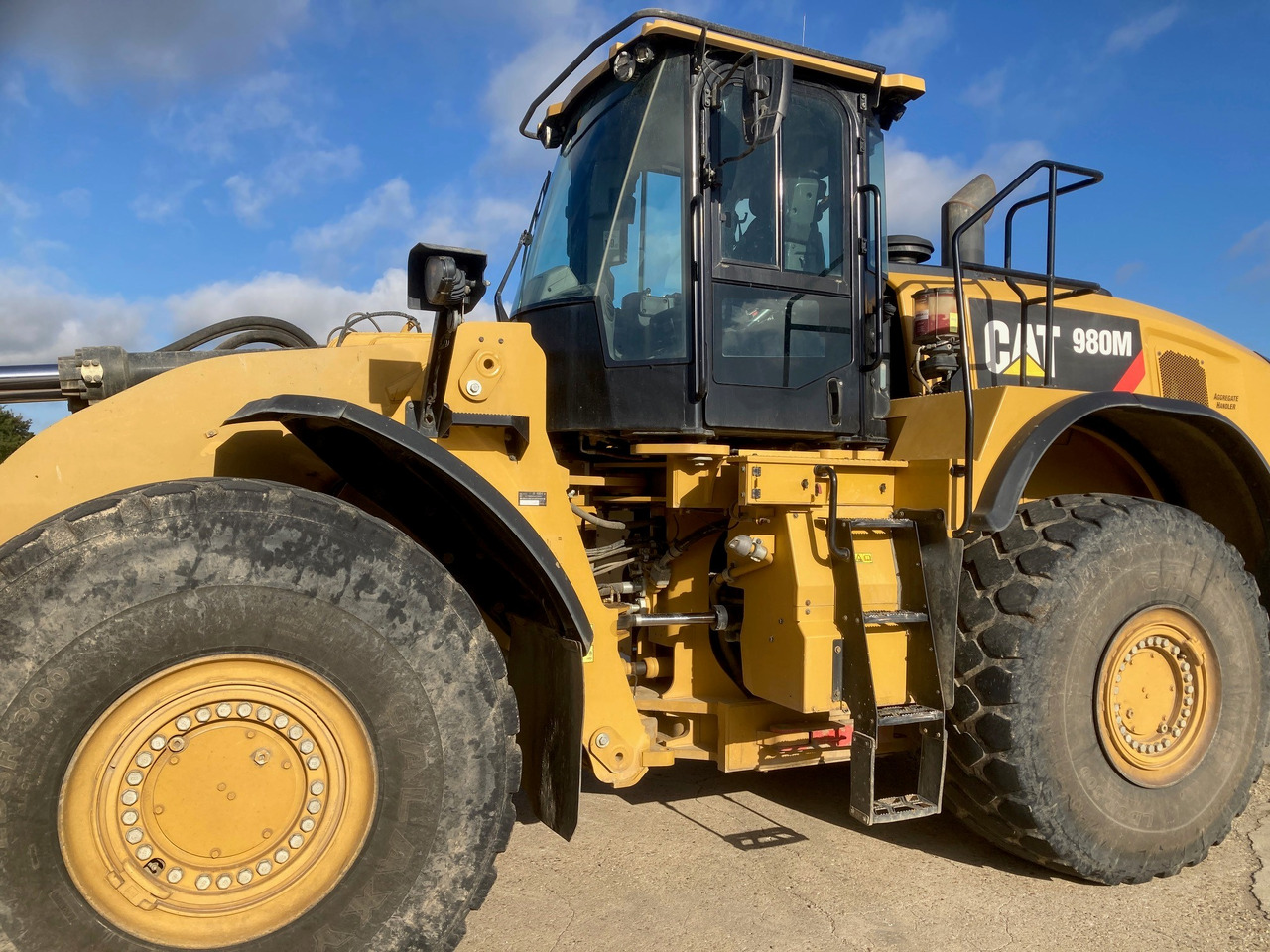 CATERPILLAR 980M - 휠 로더 : 사진 2 CATERPILLAR 980M - 휠 로더 : 사진 2