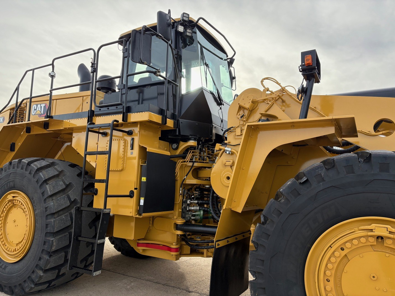 CATERPILLAR 988K - 휠 로더 : 사진 5 CATERPILLAR 988K - 휠 로더 : 사진 5