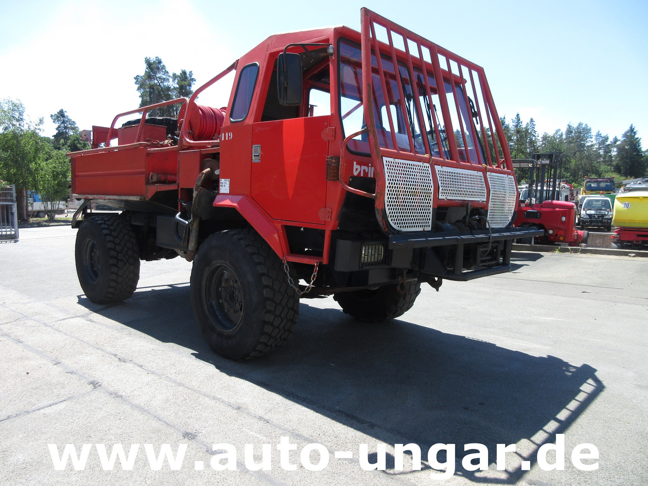 BRIMONT PM ETR Feuerwehr 4x4x4 AHK verwindbarer Rahmen Off-Road Winde Kriechgang - 소방차 : 사진 1 BRIMONT PM ETR Feuerwehr 4x4x4 AHK verwindbarer Rahmen Off-Road Winde Kriechgang - 소방차 : 사진 1