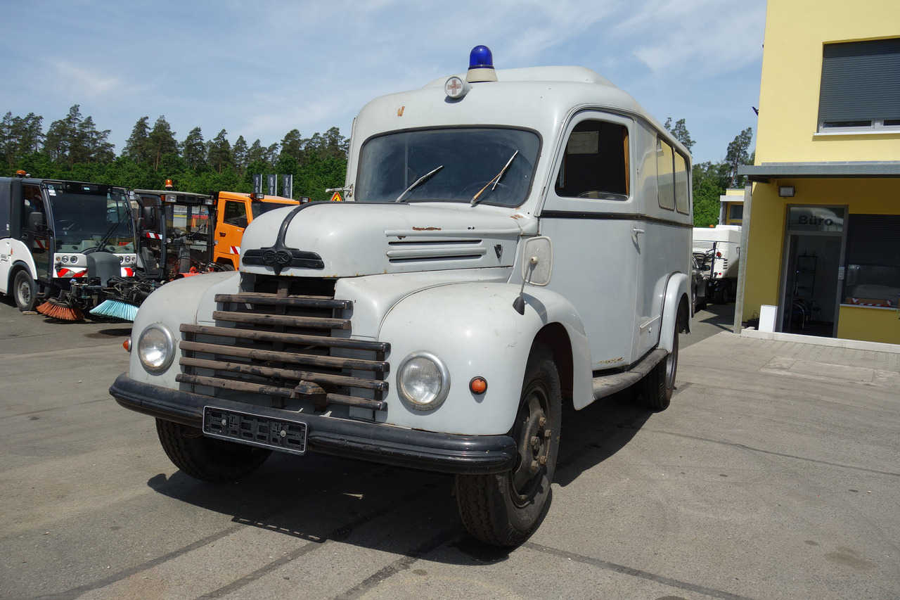 FORD Ford FK 3500 V8 mit H-Kennzeichen Oldtimer - 구급차 : 사진 1 FORD Ford FK 3500 V8 mit H-Kennzeichen Oldtimer - 구급차 : 사진 1