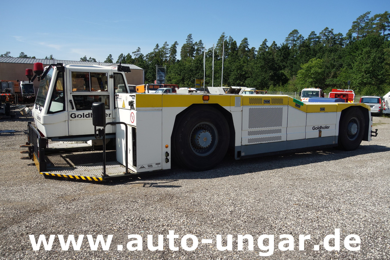 GOLDHOFER AST-1 A500 Baujahr 1999 Push-Back towbarless Pushback Liebherr used GSE - 푸시백 트랙터 : 사진 5 GOLDHOFER AST-1 A500 Baujahr 1999 Push-Back towbarless Pushback Liebherr used GSE - 푸시백 트랙터 : 사진 5