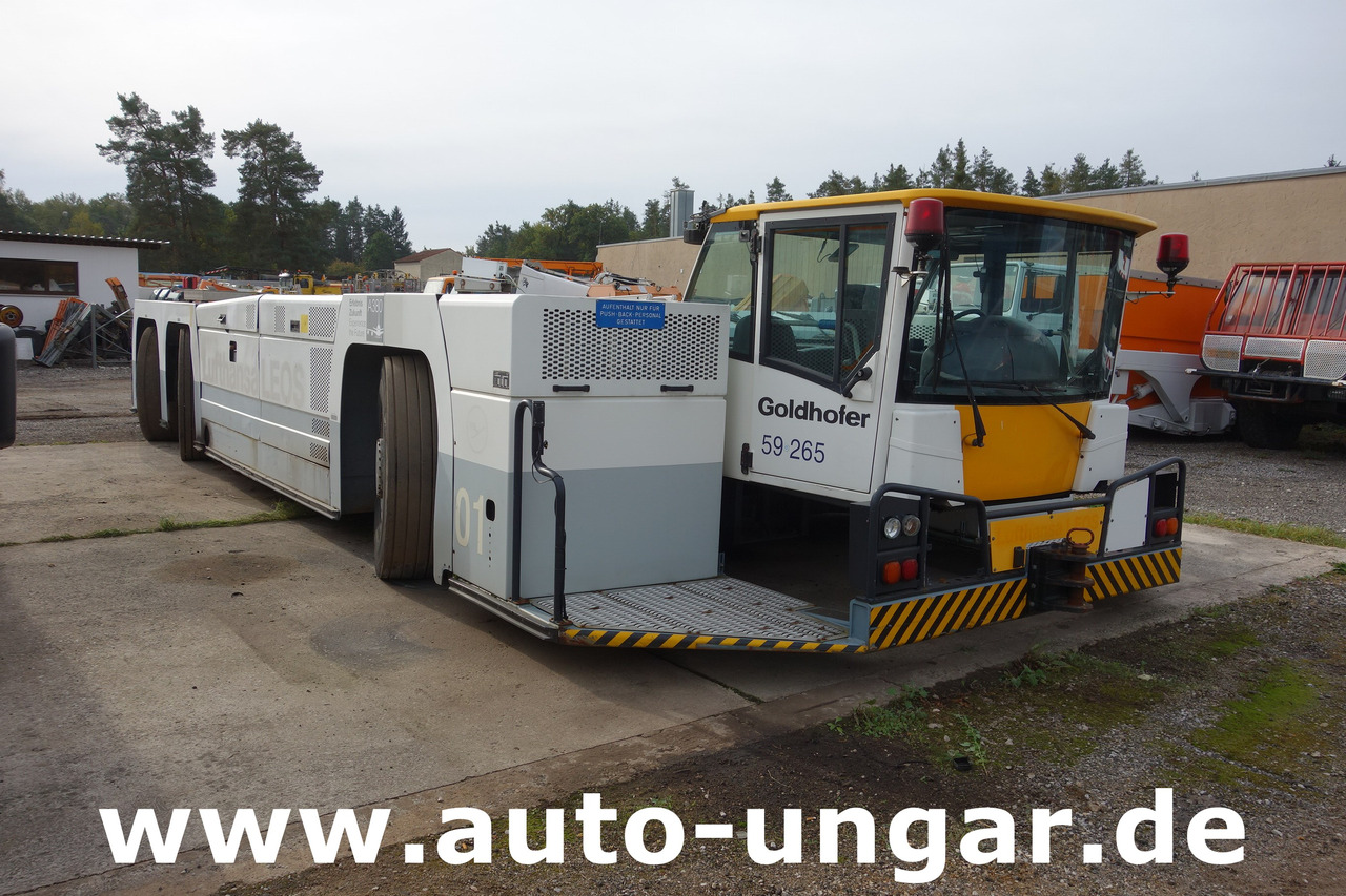 Goldhofer AST-1X 1360 Allradlenkung 6x6 towbarless Pushback Airbus A380 Deutz TCD 2015 V08 - 1.360PS - 푸시백 트랙터 : 사진 1 Goldhofer AST-1X 1360 Allradlenkung 6x6 towbarless Pushback Airbus A380 Deutz TCD 2015 V08 - 1.360PS - 푸시백 트랙터 : 사진 1