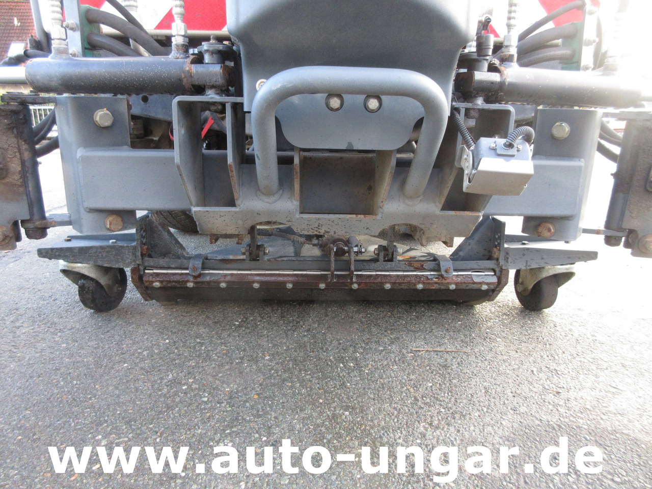 Hako CityMaster CM2000 2 Besen Baujahr 2015 Kehrmaschine 4-Rad-Lenkung - 거리 청소 차량 : 사진 3 Hako CityMaster CM2000 2 Besen Baujahr 2015 Kehrmaschine 4-Rad-Lenkung - 거리 청소 차량 : 사진 3