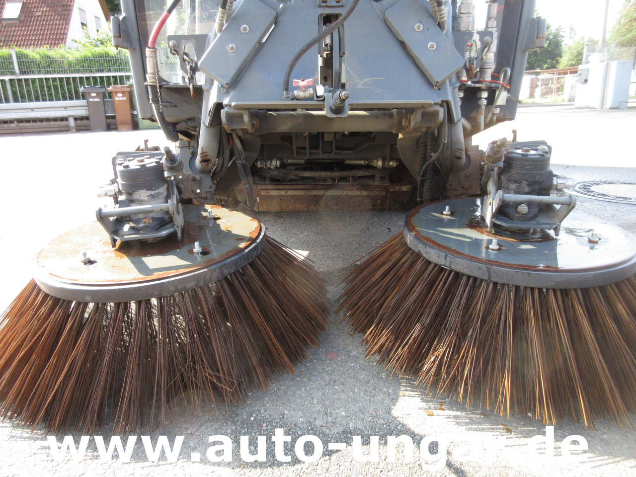 Hako Citymaster CM 1600 4x4 Kehrmaschine mit Kärcher am Heck - 거리 청소 차량 : 사진 4 Hako Citymaster CM 1600 4x4 Kehrmaschine mit Kärcher am Heck - 거리 청소 차량 : 사진 4