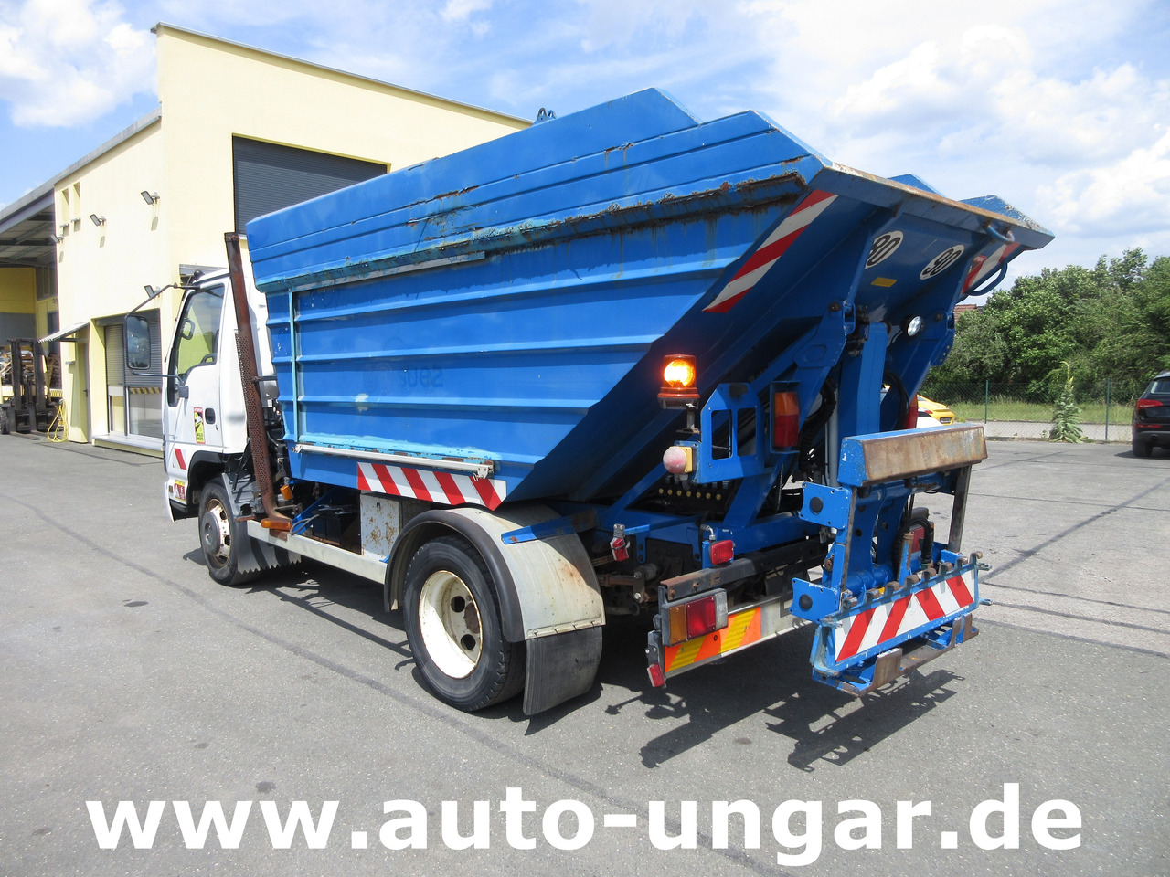 ISUZU NQR Smoother Q75 Y07 Müllwagen 8m³ TECNO 7.500kg Kipper Presse Lifter - 쓰레기차 : 사진 4 ISUZU NQR Smoother Q75 Y07 Müllwagen 8m³ TECNO 7.500kg Kipper Presse Lifter - 쓰레기차 : 사진 4