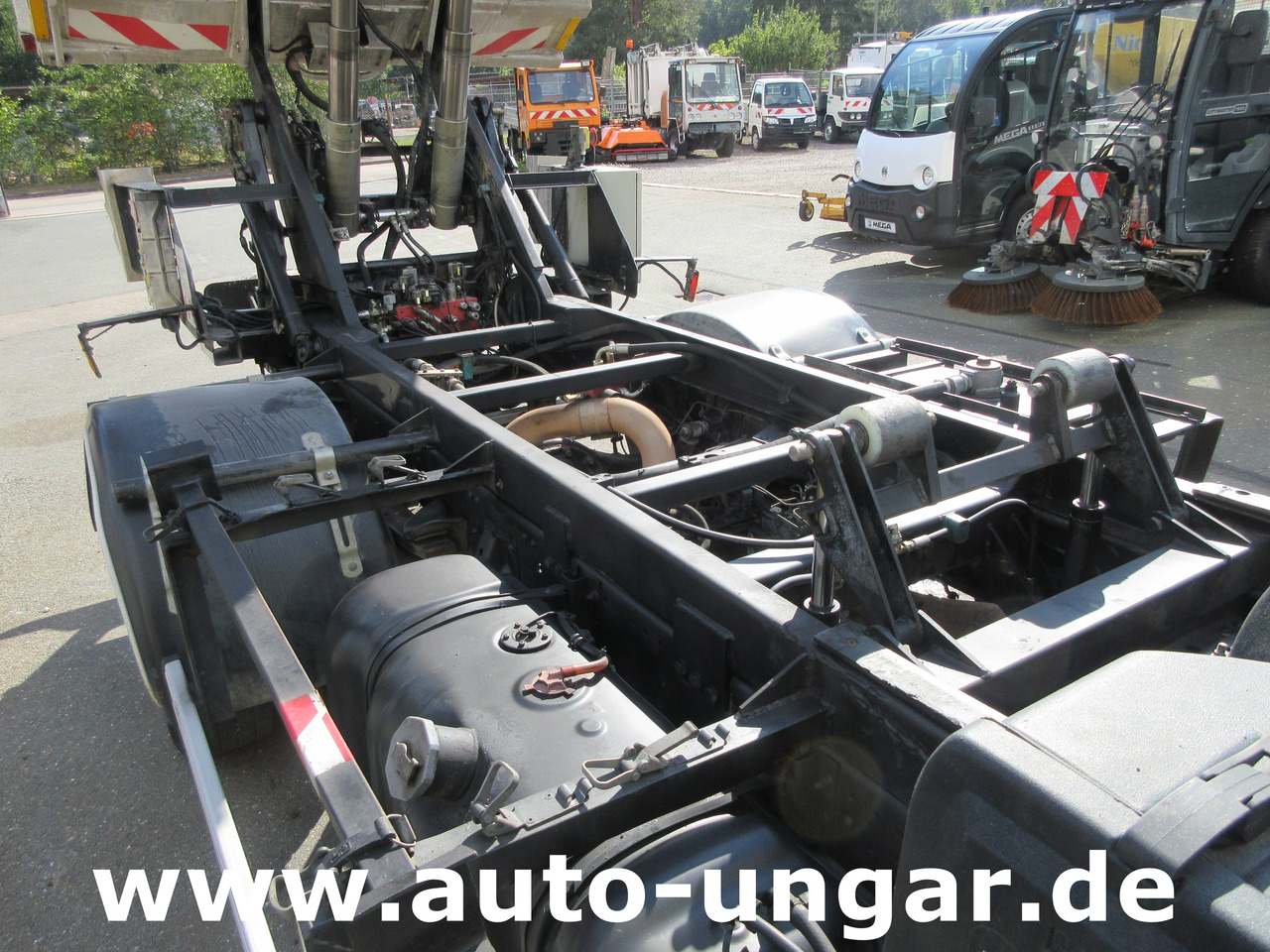 쓰레기차 ISUZU NQR smoother NPR 75 Q75.Y07 Faun Müllwagen Euro 4 Kipper Lifter Presse : 사진 23