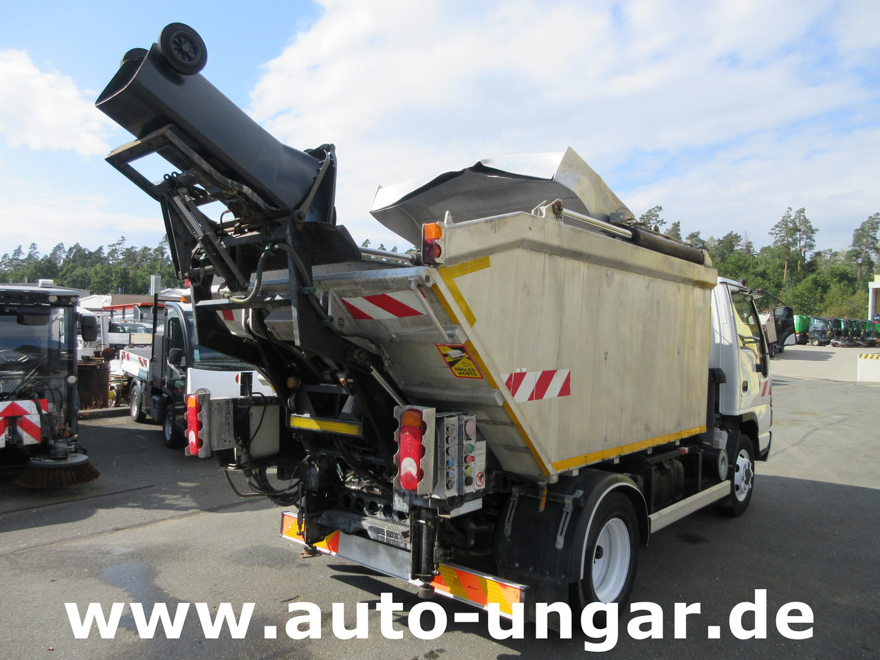 쓰레기차 ISUZU NQR smoother NPR 75 Q75.Y07 Faun Müllwagen Euro 4 Kipper Lifter Presse : 사진 26