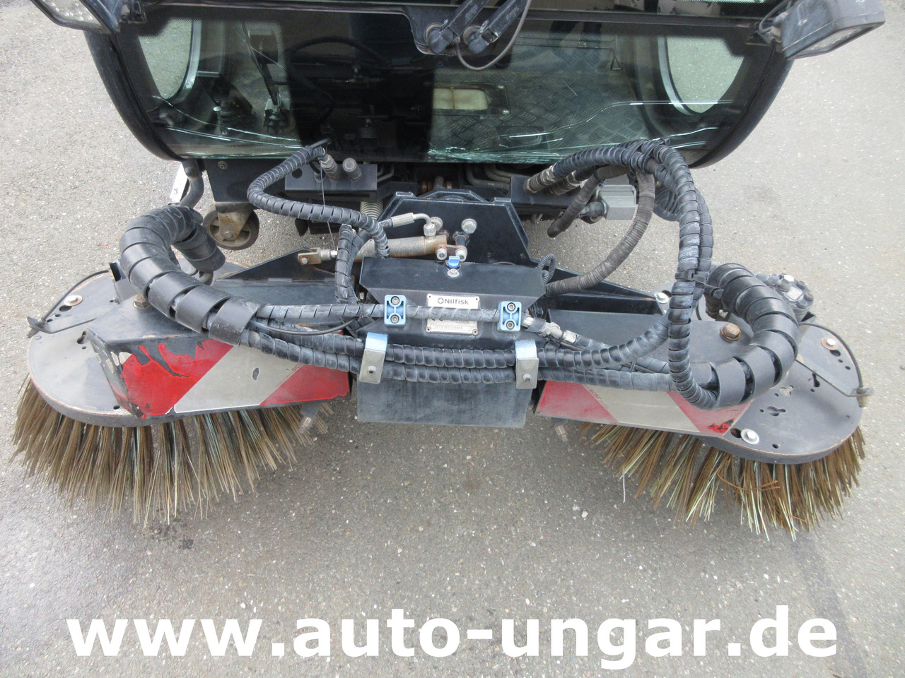 Nilfisk CR3500 CityRanger Schmidt Flexigo Multigo 4x4 Kehrmaschine Geräteträger - 거리 청소 차량 : 사진 3 Nilfisk CR3500 CityRanger Schmidt Flexigo Multigo 4x4 Kehrmaschine Geräteträger - 거리 청소 차량 : 사진 3