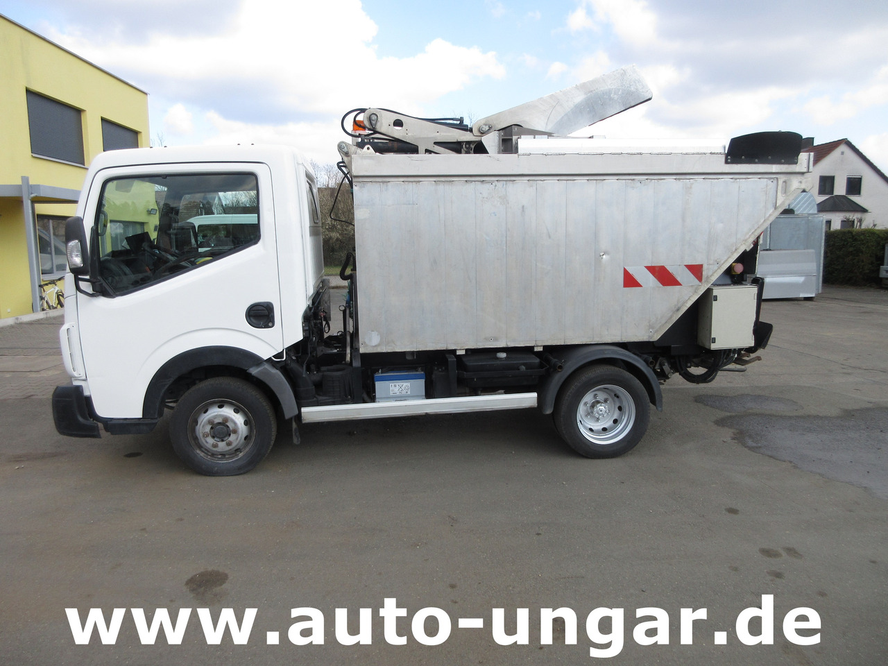 Renault Maxity 130 Müllwagen 3.500kg Lifter Presse Kipper Provence Benne Medium - 쓰레기차 : 사진 4 Renault Maxity 130 Müllwagen 3.500kg Lifter Presse Kipper Provence Benne Medium - 쓰레기차 : 사진 4