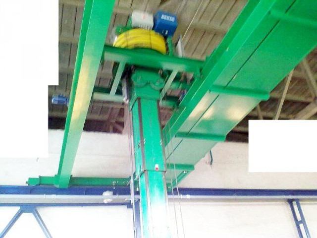 Demag +(CZ) Iteco (el. 2t/4.2m teleskop 25m - 크레인 : 사진 2 Demag +(CZ) Iteco (el. 2t/4.2m teleskop 25m - 크레인 : 사진 2