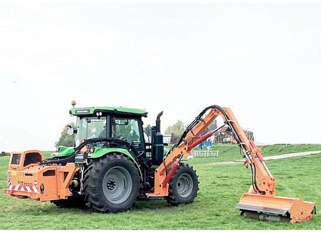 Deutz-Fahr demo! 5105 GS +(HR)Rasco -BRK 6000 - 장궤형 트랙터 : 사진 1 Deutz-Fahr demo! 5105 GS +(HR)Rasco -BRK 6000 - 장궤형 트랙터 : 사진 1