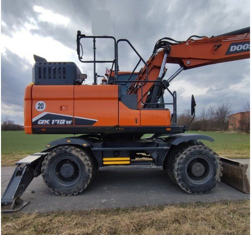 Doosan 18.6t DX170 W-7 (DEVELON) - 휠 굴삭기 : 사진 1 Doosan 18.6t DX170 W-7 (DEVELON) - 휠 굴삭기 : 사진 1