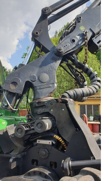 John Deere 1270E 6W - 펠링 헤드 : 사진 5 John Deere 1270E 6W - 펠링 헤드 : 사진 5