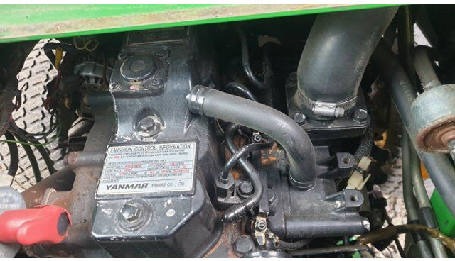 John Deere 1565 Serie II 4WD + MCS 600H - 정원 모어 : 사진 5 John Deere 1565 Serie II 4WD + MCS 600H - 정원 모어 : 사진 5