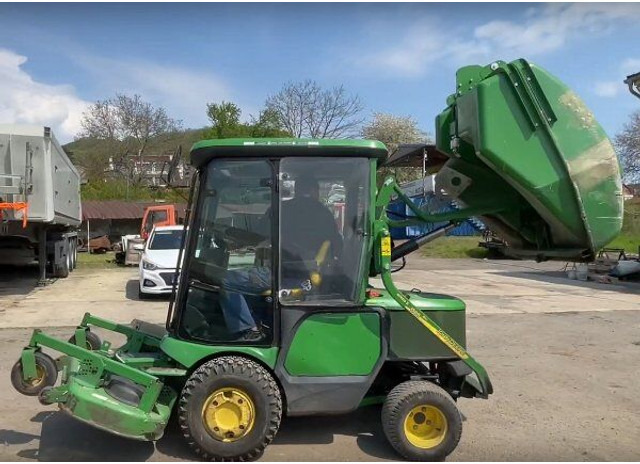 John Deere 1565 Serie II 4WD + MCS 600H - 정원 모어 : 사진 2 John Deere 1565 Serie II 4WD + MCS 600H - 정원 모어 : 사진 2