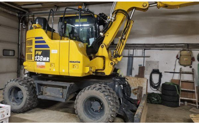 Komatsu PW 138 MR - 휠 굴삭기 : 사진 3 Komatsu PW 138 MR - 휠 굴삭기 : 사진 3