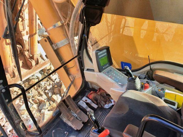 Liebherr R 984C HD (125t) - 크롤러 굴삭기 : 사진 5 Liebherr R 984C HD (125t) - 크롤러 굴삭기 : 사진 5