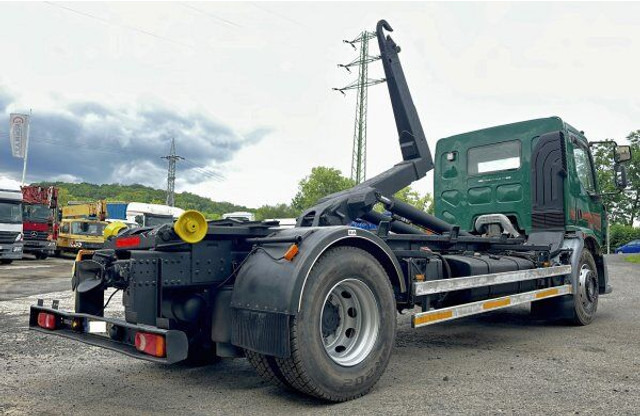 Renault Midlum 280.18 DXi - 후크 리프트 트럭 : 사진 2 Renault Midlum 280.18 DXi - 후크 리프트 트럭 : 사진 2