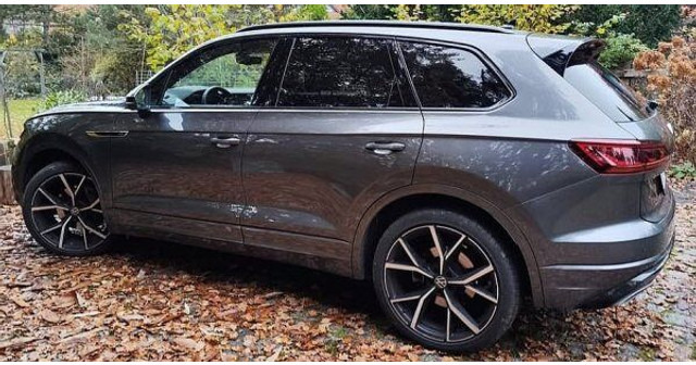 Volkswagen Touareg 3.0 TDi R-line 4-motion - SUV : 사진 3 Volkswagen Touareg 3.0 TDi R-line 4-motion - SUV : 사진 3