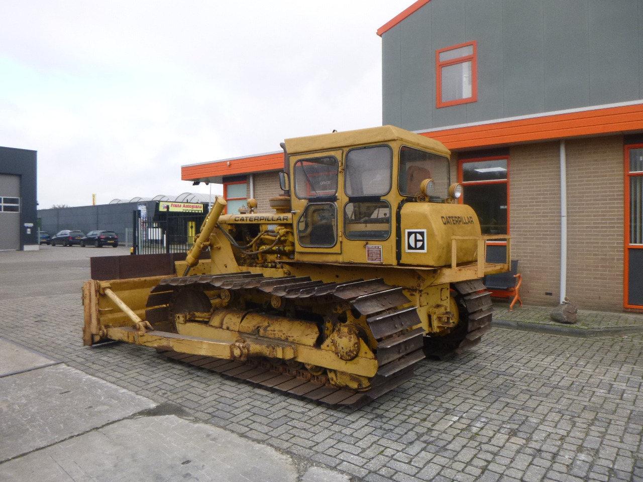 CATERPILLAR D4D LGP - 불도저 : 사진 3 CATERPILLAR D4D LGP - 불도저 : 사진 3