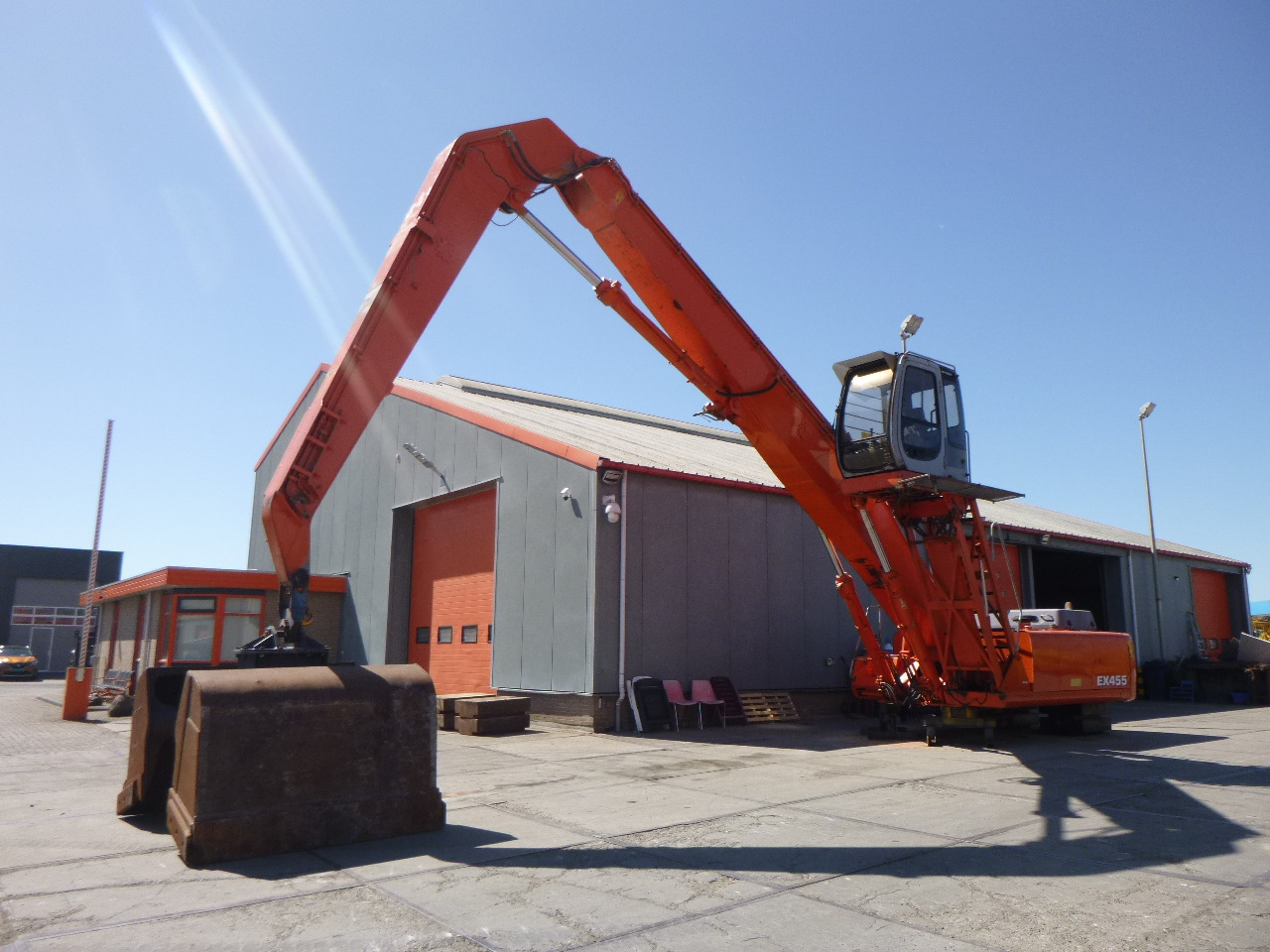 FIAT-HITACHI EX455 Stationary dock/ship material handler - 폐기물/ 산업 처리기 : 사진 1 FIAT-HITACHI EX455 Stationary dock/ship material handler - 폐기물/ 산업 처리기 : 사진 1