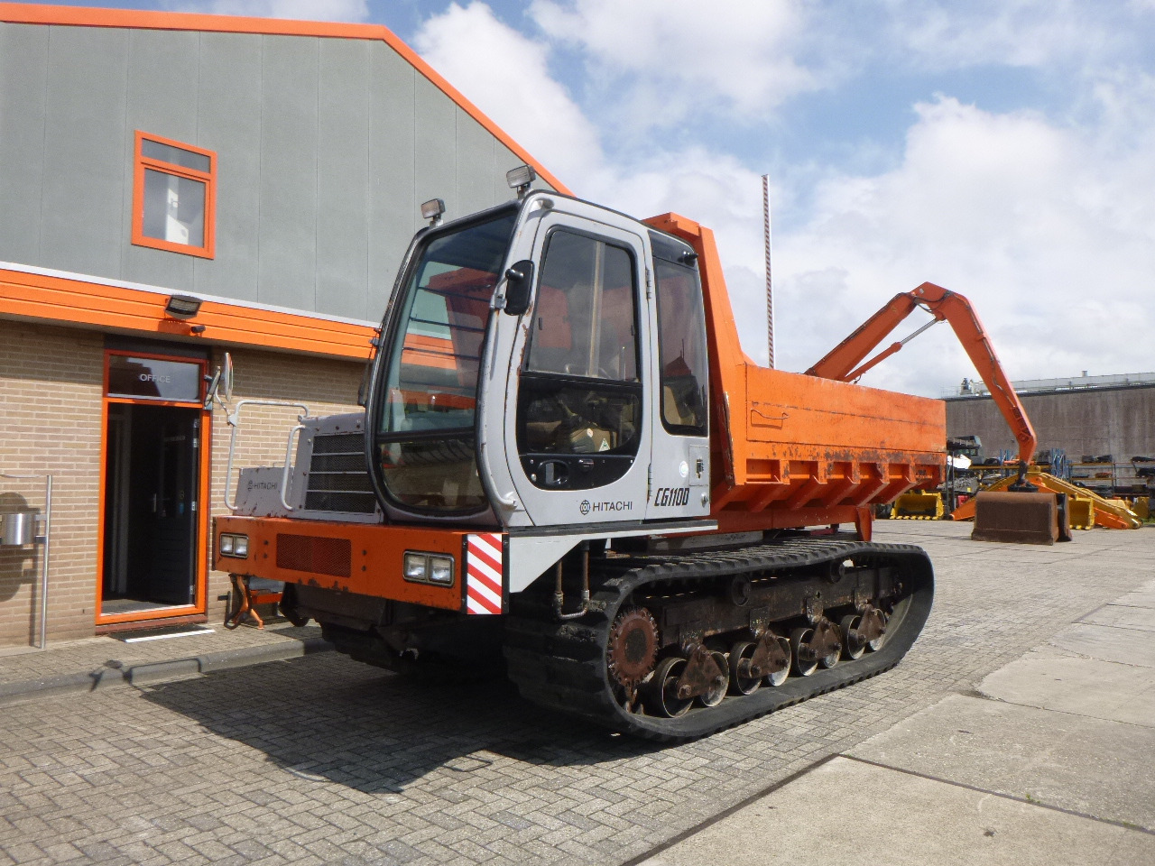 HITACHI CG110D-SC - 크롤러 덤프 : 사진 2 HITACHI CG110D-SC - 크롤러 덤프 : 사진 2