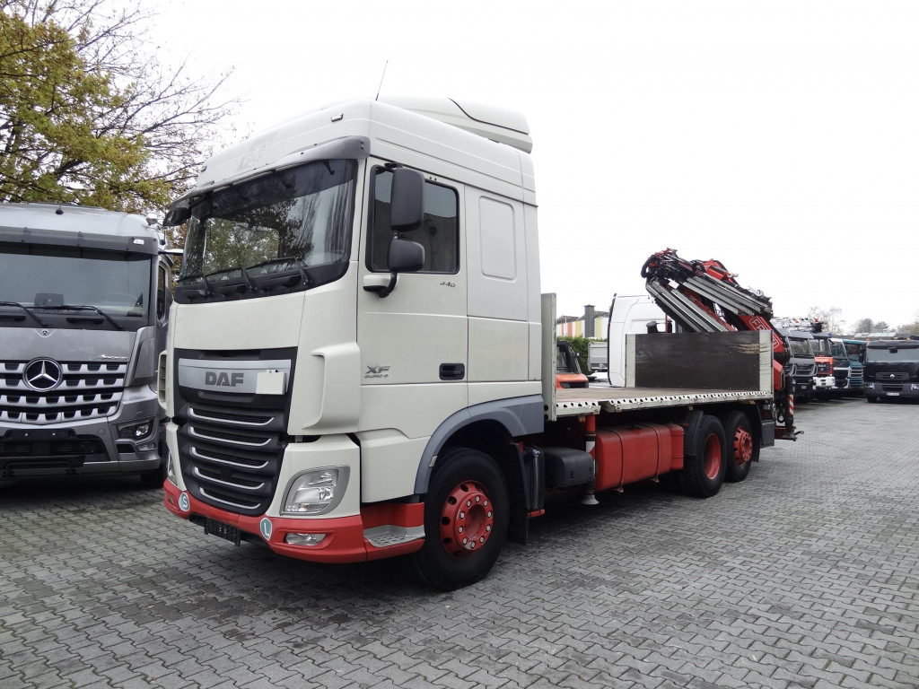 Daf XF440 6X2 Fassi 235 mit Jib bis 24.50 Meter - 드롭사이드/ 플랫베드 트럭, 크레인 트럭 : 사진 1 Daf XF440 6X2 Fassi 235 mit Jib bis 24.50 Meter - 드롭사이드/ 플랫베드 트럭, 크레인 트럭 : 사진 1