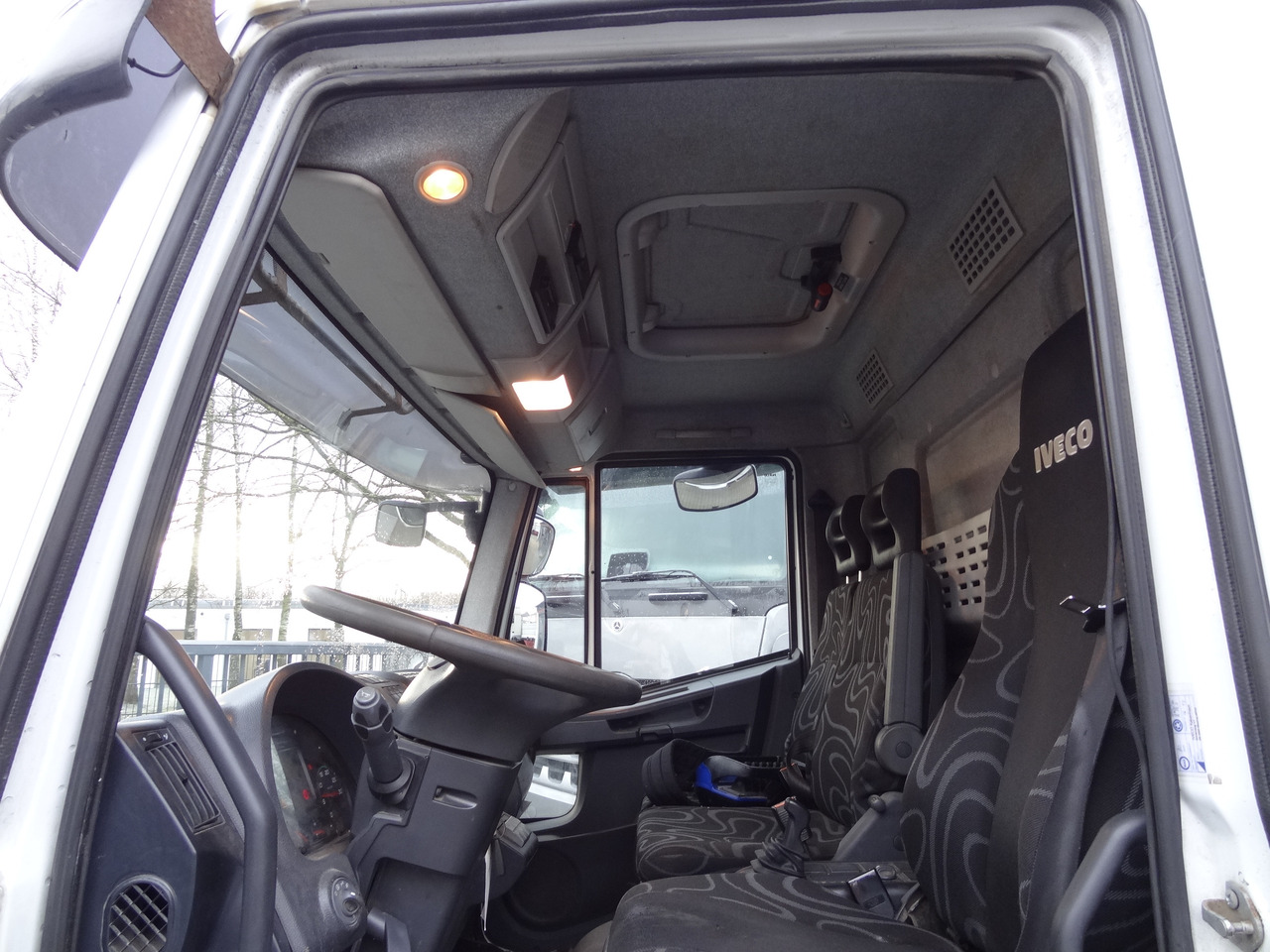 Iveco EuroCargo 120E25 Fassi F38 - 크레인 트럭, 드롭사이드/ 플랫베드 트럭 : 사진 3 Iveco EuroCargo 120E25 Fassi F38 - 크레인 트럭, 드롭사이드/ 플랫베드 트럭 : 사진 3