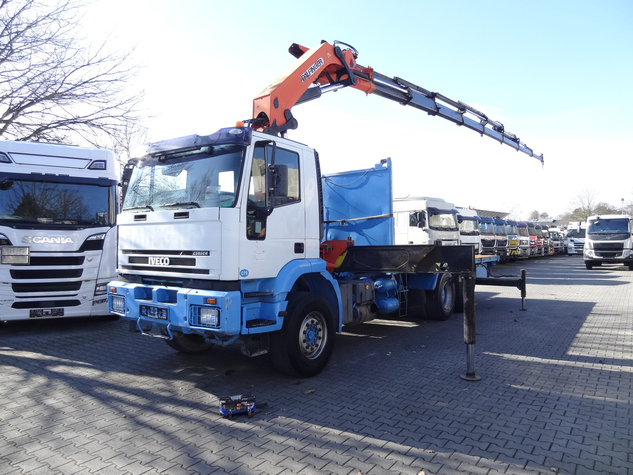 Iveco EuroTrakker 260E31 6X4 Palfinger 36002 - 크레인 트럭, 드롭사이드/ 플랫베드 트럭 : 사진 1 Iveco EuroTrakker 260E31 6X4 Palfinger 36002 - 크레인 트럭, 드롭사이드/ 플랫베드 트럭 : 사진 1