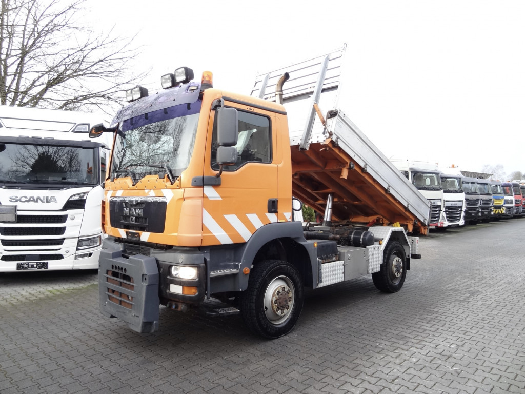 MAN TGM 13.250 4X4 Ex-Kommunal - 덤프트럭 : 사진 1 MAN TGM 13.250 4X4 Ex-Kommunal - 덤프트럭 : 사진 1