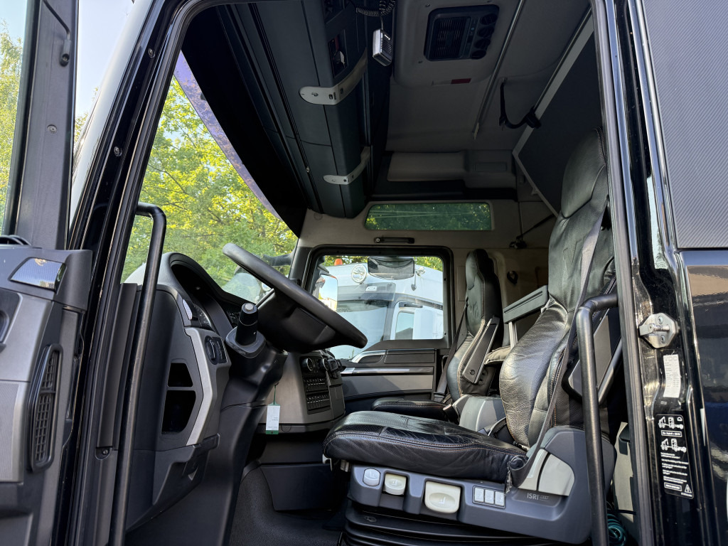 MAN TGX 18.680 4X2 BLS V8 - 트랙터 유닛 : 사진 5 MAN TGX 18.680 4X2 BLS V8 - 트랙터 유닛 : 사진 5