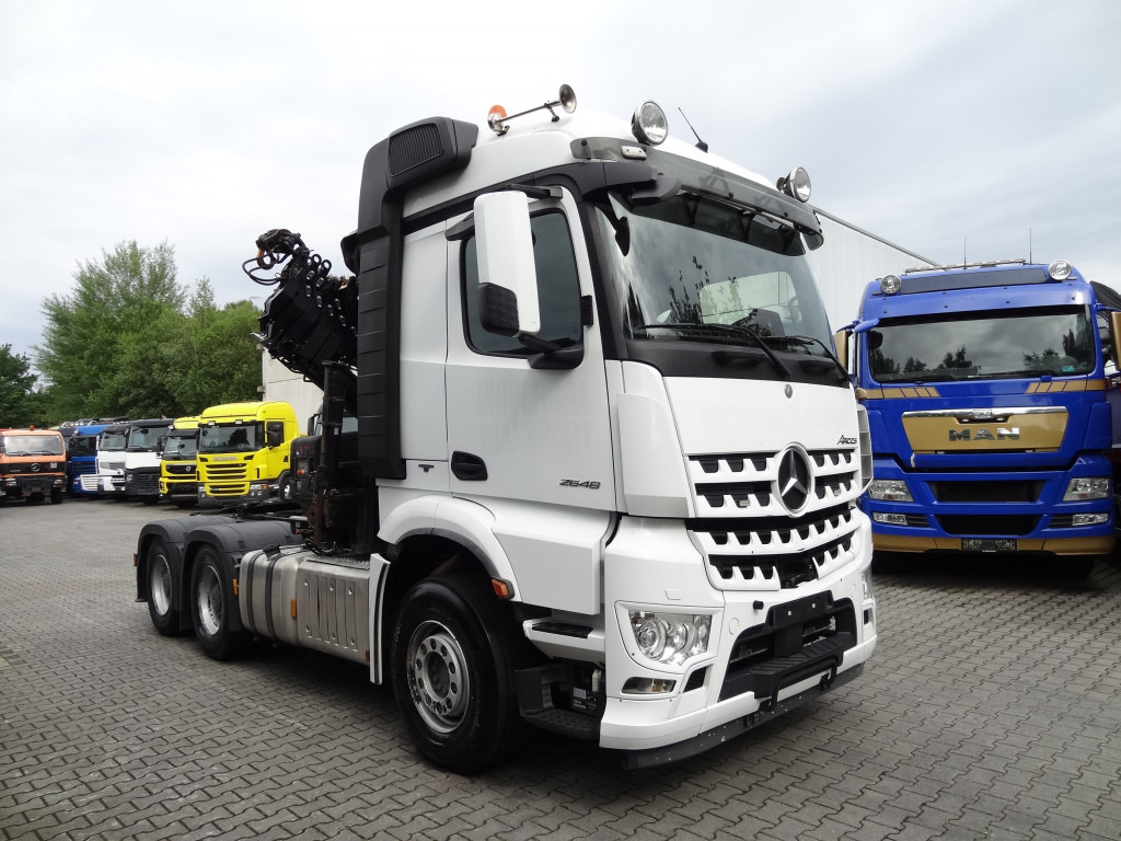 크레인 트럭, 트랙터 유닛 Mercedes-Benz Arocs 2648 LS 6X4 Kran Hiab X-HiPro 302 : 사진 12