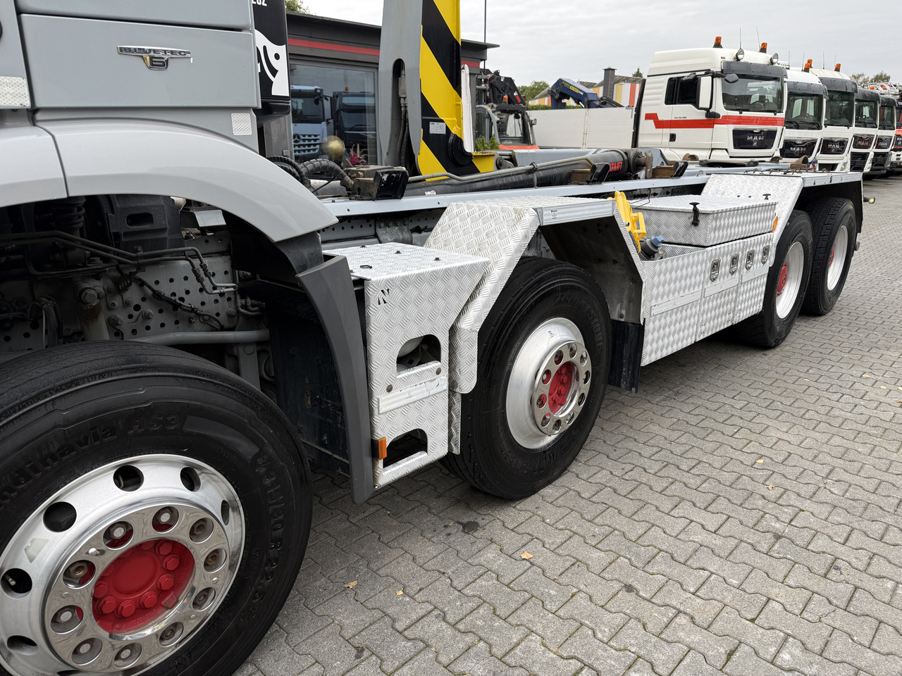 Mercedes-Benz Arocs 3245 K 8X4 Haken - 후크 리프트 트럭 : 사진 2 Mercedes-Benz Arocs 3245 K 8X4 Haken - 후크 리프트 트럭 : 사진 2
