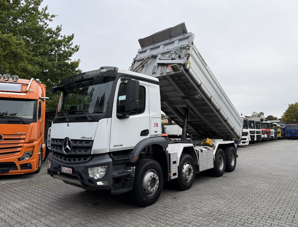 Mercedes-Benz Arocs 3246K 8X4 Meiller - 덤프트럭 : 사진 1 Mercedes-Benz Arocs 3246K 8X4 Meiller - 덤프트럭 : 사진 1