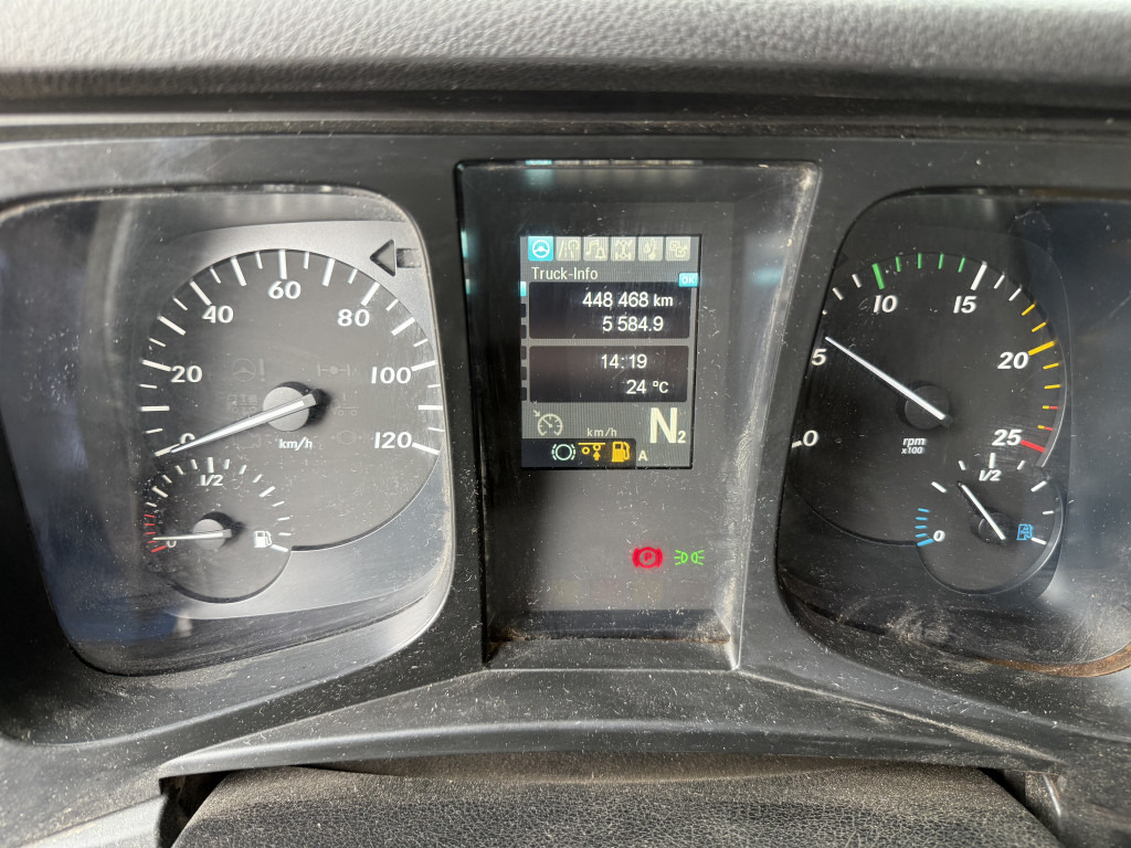 후크 리프트 트럭, 크레인 트럭 Mercedes-Benz Arocs 3251 8X4 Haken mit Kran HMF 2620 K5 : 사진 5