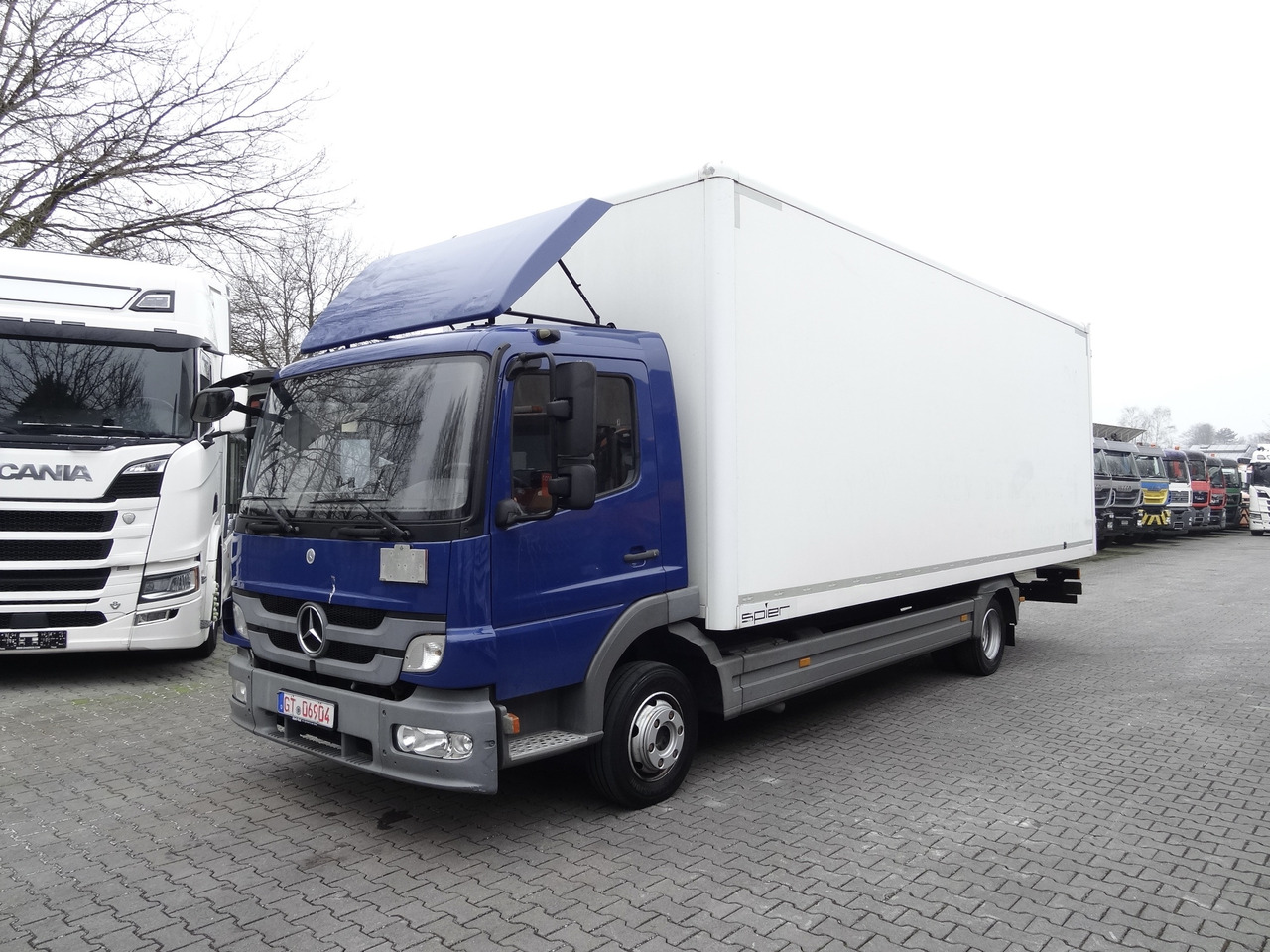 Mercedes-Benz Atego 822 - 박스 트럭 : 사진 1 Mercedes-Benz Atego 822 - 박스 트럭 : 사진 1