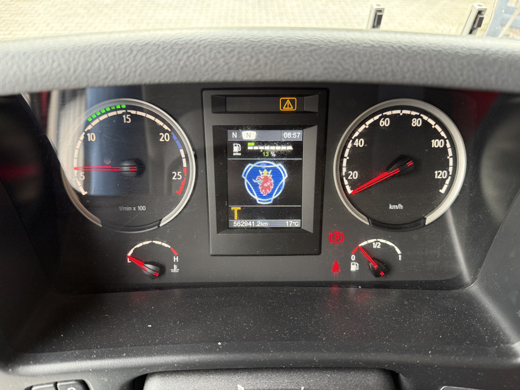 Scania P410 4X2 Palfinger PK 13001 - 드롭사이드/ 플랫베드 트럭, 크레인 트럭 : 사진 5 Scania P410 4X2 Palfinger PK 13001 - 드롭사이드/ 플랫베드 트럭, 크레인 트럭 : 사진 5