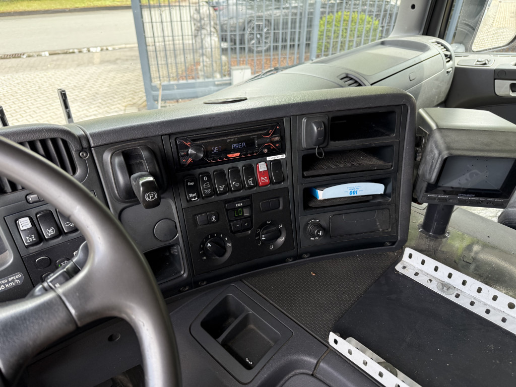 Scania P420 8X2*6 - 캡 새시 트럭 : 사진 2 Scania P420 8X2*6 - 캡 새시 트럭 : 사진 2
