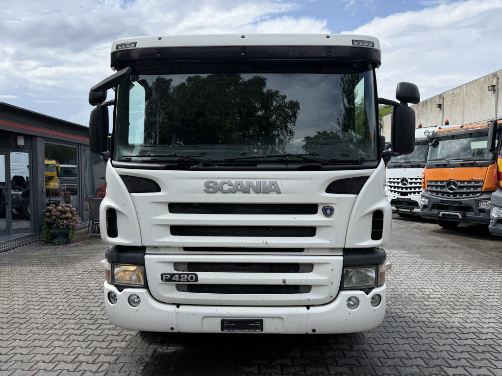 Scania P420 8X2*6 - 캡 새시 트럭 : 사진 5 Scania P420 8X2*6 - 캡 새시 트럭 : 사진 5