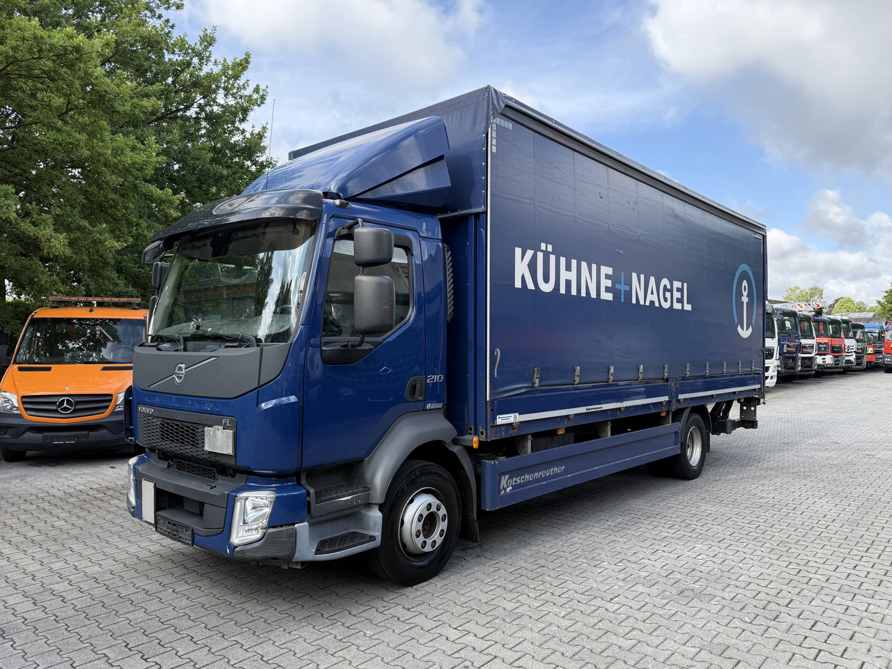 Volvo FL210 14 Tonner - 커튼사이더 트럭 : 사진 1 Volvo FL210 14 Tonner - 커튼사이더 트럭 : 사진 1