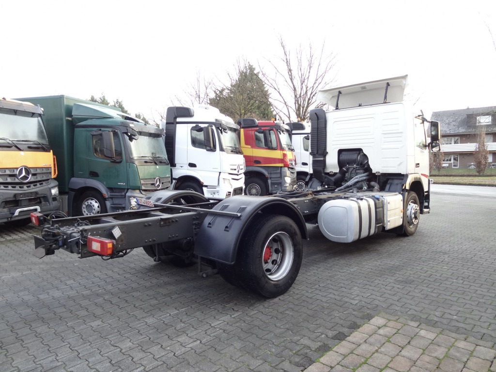 리스 Volvo FM420 4X4 X-Track Volvo FM420 4X4 X-Track : 사진 10
