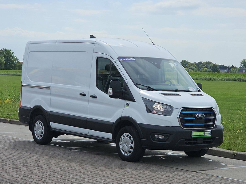 Ford E-Transit L2H2 68kWh Navi AC! - 패널 밴, 전기 밴 : 사진 5 Ford E-Transit L2H2 68kWh Navi AC! - 패널 밴, 전기 밴 : 사진 5