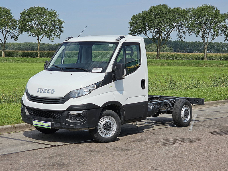 Iveco Daily 35 S 12 CHASSIS - 밴 : 사진 2 Iveco Daily 35 S 12 CHASSIS - 밴 : 사진 2