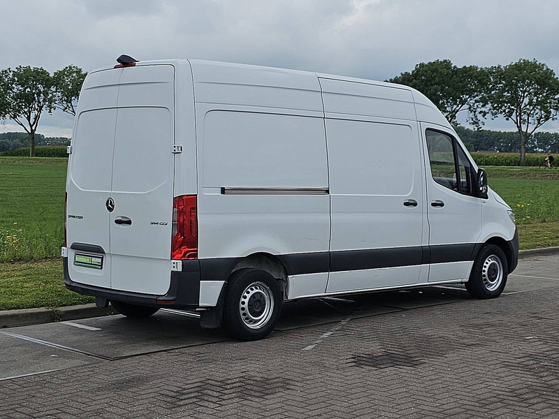 Mercedes-Benz Sprinter 314 L2H2 Mbux Airco Eur6 - 패널 밴 : 사진 3 Mercedes-Benz Sprinter 314 L2H2 Mbux Airco Eur6 - 패널 밴 : 사진 3